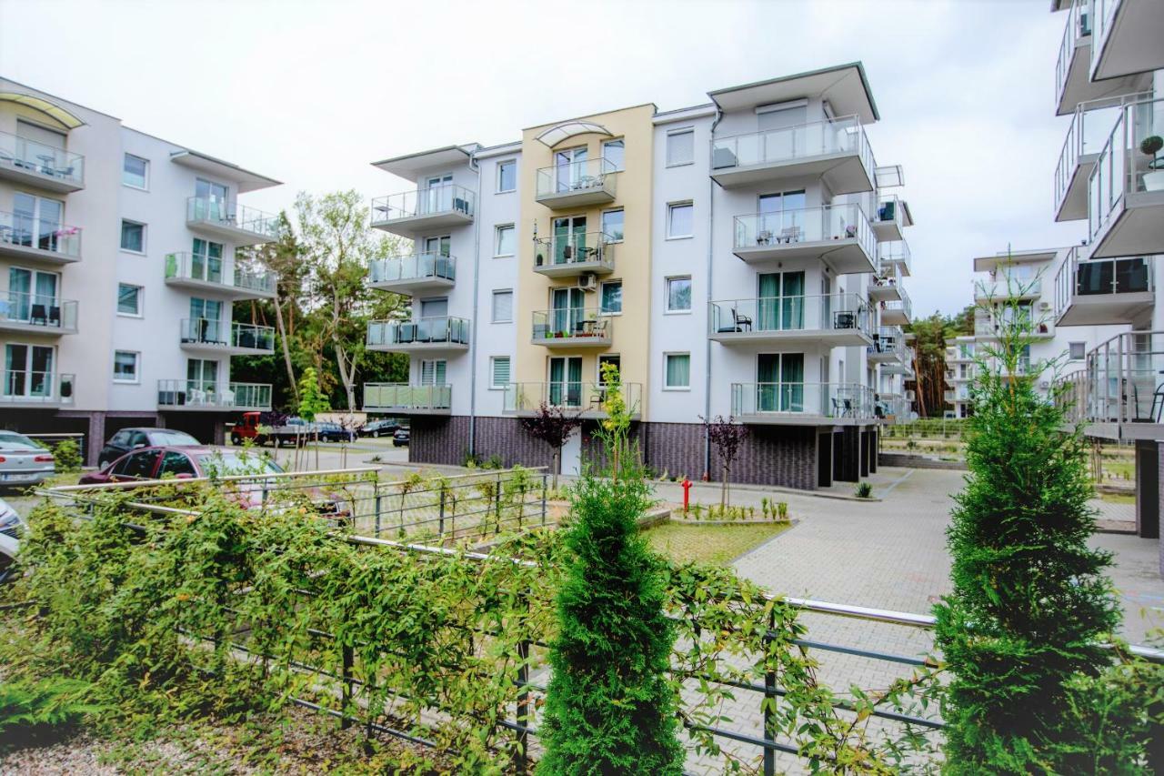 Blue Sea Apartament Lesne Tarasy Dziwnówek Exteriör bild